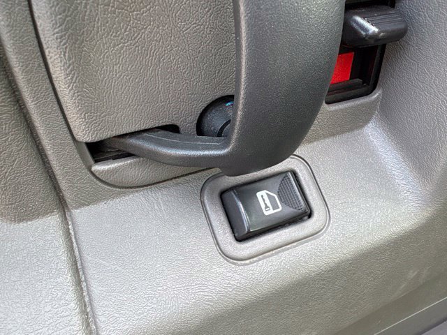 Used 2022 GMC Savana 2500 RWD image 13