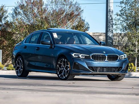 Used 2025 BMW 330i Sedan w/ Premium Package image 1