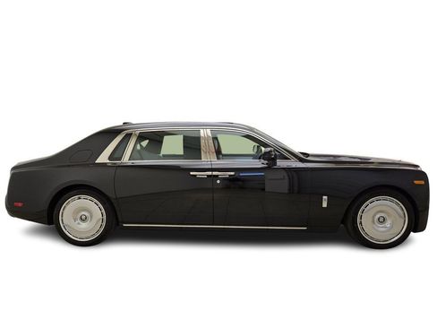 New 2026 Rolls-Royce Phantom Extended Wheelbase RWD image 9