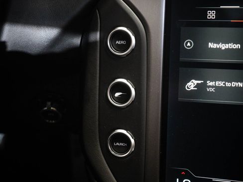 Used 2025 McLaren 750S Spider image 32