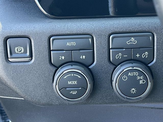 Certified 2026 Chevrolet Silverado 1500 LT AWD/4WD image 16