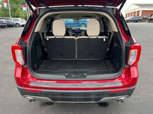 Used 2022 Ford Explorer Limited w/ Equipment Group 301A image 40