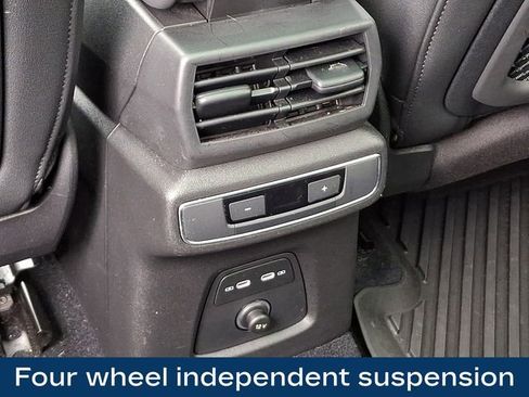 Used 2023 Audi Q4 e-tron Premium Plus w/ Premium Plus image 15