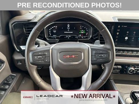 Used 2023 GMC Sierra 1500 SLT w/ SLT Premium Plus Package AWD/4WD image 22