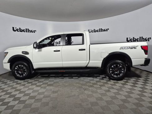 Used 2024 Nissan Titan PRO-4X image 4
