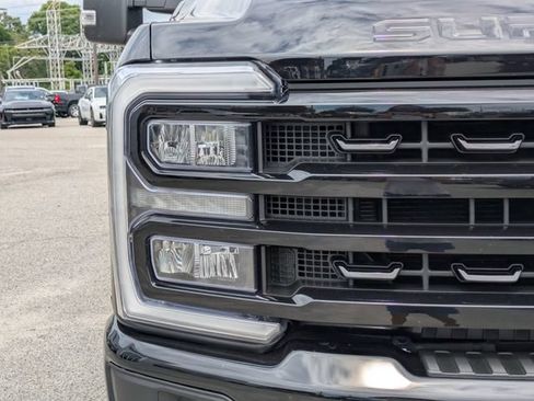 Used 2024 Ford F350 Lariat w/ Lariat Ultimate Package AWD/4WD image 10