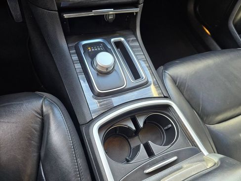 Used 2022 Chrysler 300 Touring L RWD image 24