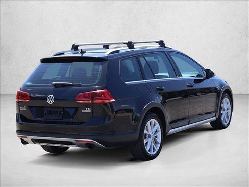 Used 2017 Volkswagen Golf Alltrack SE AWD/4WD image 5