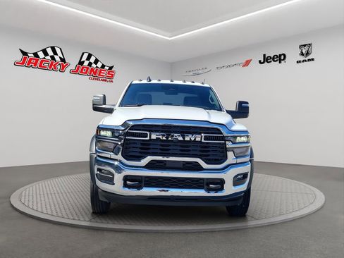 Used 2025 RAM 5500 Tradesman image 13