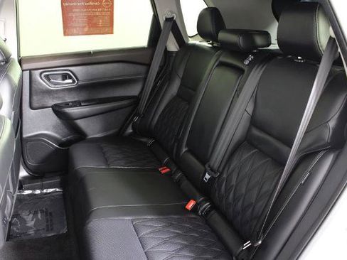 Certified 2023 Nissan Rogue Platinum w/ Platinum Premium Package image 22