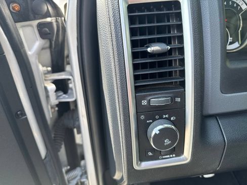 Used 2017 RAM 1500 Big Horn AWD/4WD image 14