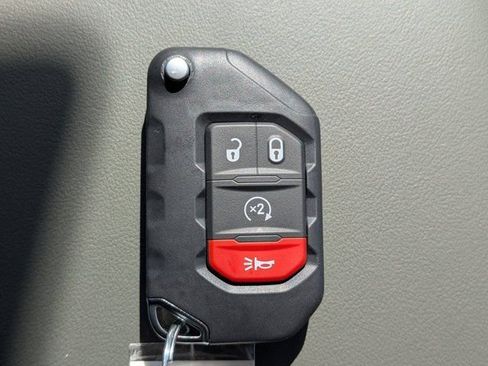 New 2026 Jeep Gladiator Mojave image 29