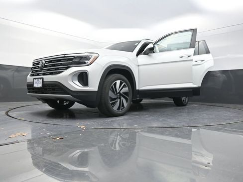 New 2026 Volkswagen Atlas SEL AWD/4WD image 31