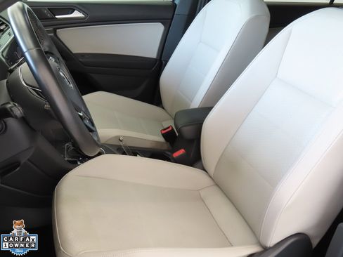Used 2021 Volkswagen Tiguan SE R-Line FWD image 11