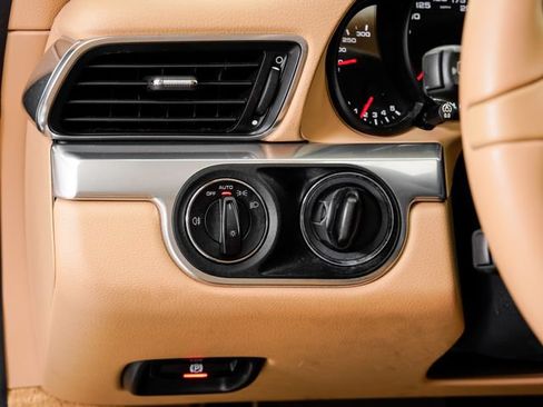 Used 2013 Porsche 911 Carrera S RWD image 11