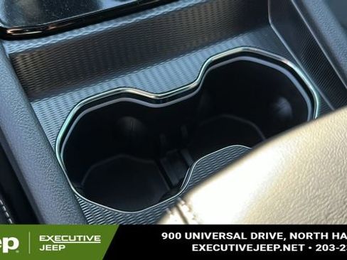 New 2025 Jeep Grand Cherokee Laredo X w/ Luxury Tech Group I image 20