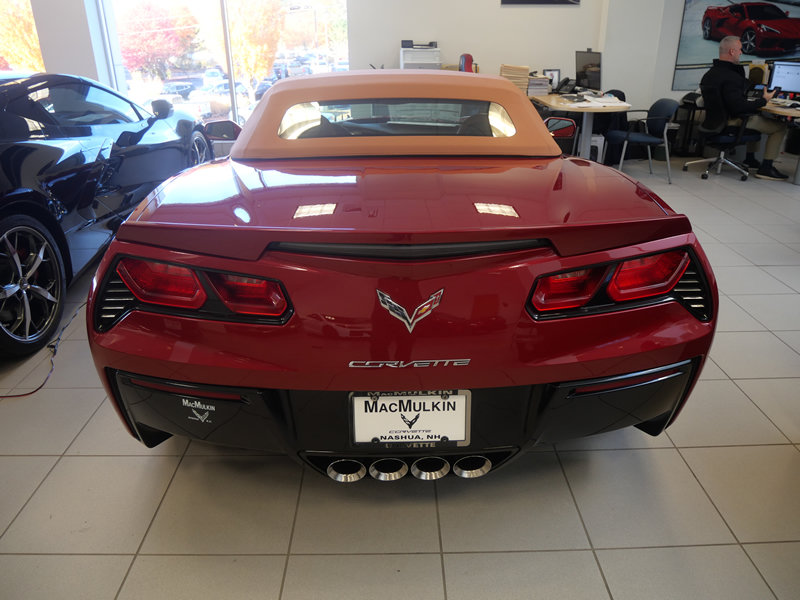 Used 2015 Chevrolet Corvette Stingray Convertible w/ 2LT Preferred Equipment Group RWD image 5