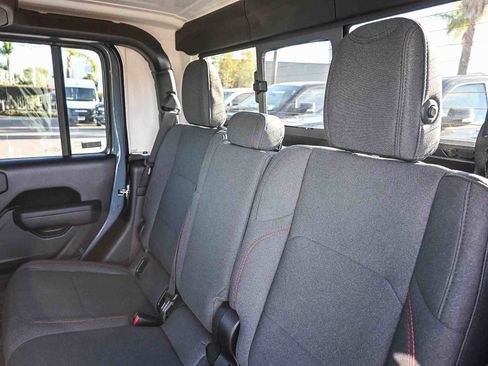 New 2026 Jeep Gladiator Rubicon image 17