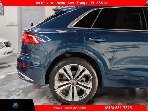 Used 2019 Audi Q8 Prestige AWD/4WD image 18