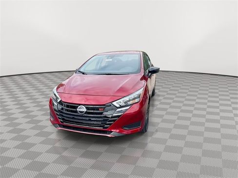 Certified 2025 Nissan Versa SR w/ Trunk Package image 4