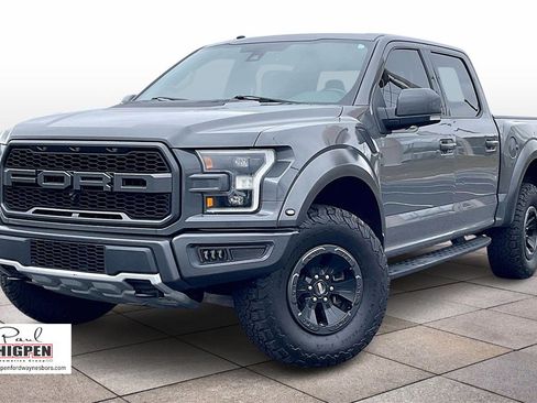 Certified 2018 Ford F150 Raptor w/ Equipment Group 802A Luxury image 11