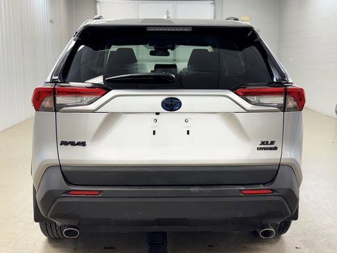 Used 2023 Toyota RAV4 XLE image 7