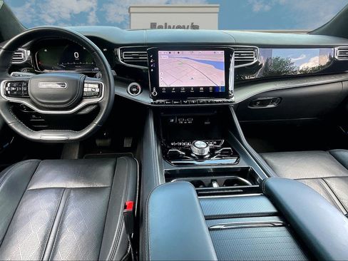 Certified 2025 Jeep Grand Wagoneer Series II Obsidian w/ Quick Order Packagew 28T AWD/4WD image 15
