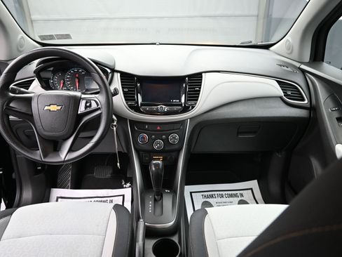 Certified 2020 Chevrolet Trax LS image 20