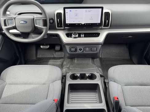 New 2026 Ford Expedition XL AWD/4WD image 9