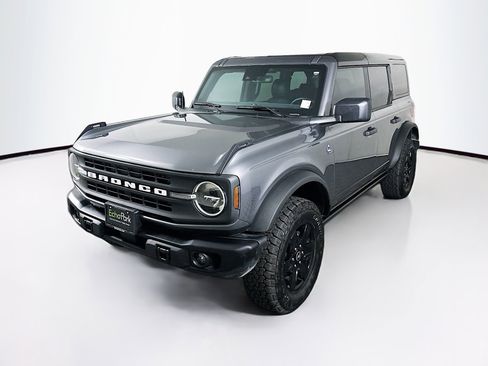 Used 2024 Ford Bronco Black Diamond AWD/4WD image 3