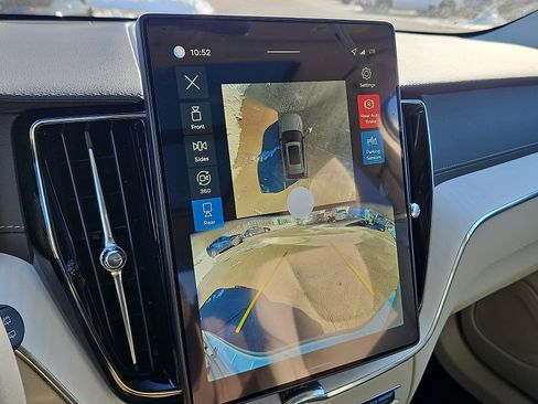 New 2026 Volvo XC60 B5 Ultra w/ Protection Package Premier image 17