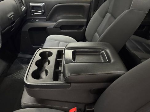 Used 2019 Chevrolet Silverado 1500 LT AWD/4WD image 18