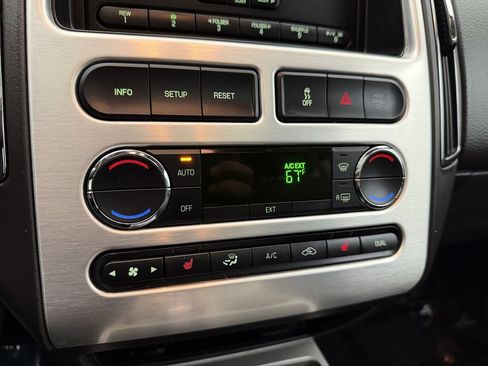 Used 2009 Ford Edge Limited image 17