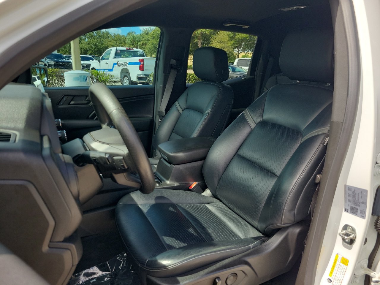 Used 2023 Chevrolet Colorado Trail Boss w/ Technology Package AWD/4WD image 15