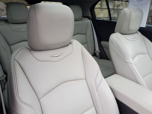 Certified 2023 Cadillac XT4 Premium Luxury w/ Cold Weather Package image 34