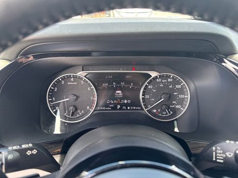 Certified 2022 Nissan Pathfinder Platinum w/ Lighting Package (N92) image 18