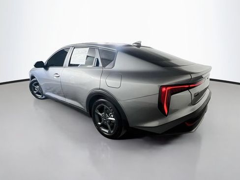 Used 2026 Kia K4 FWD image 6