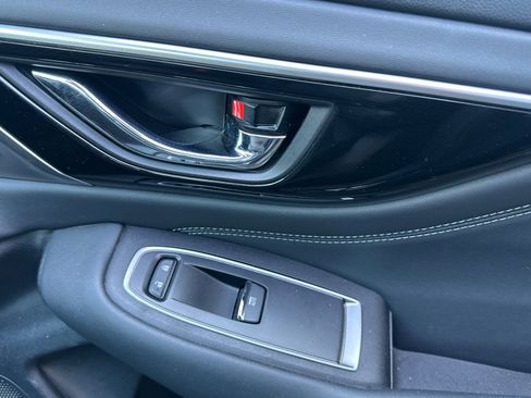 Used 2023 Subaru Outback Limited image 22