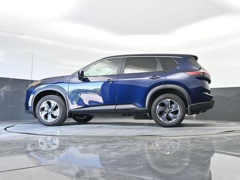 Used 2026 Nissan Rogue SV FWD image 59