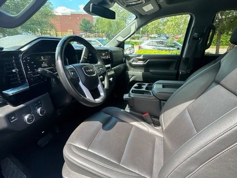 Used 2025 GMC Sierra 1500 SLT RWD image 12