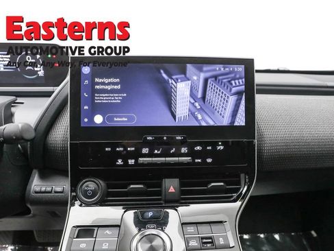 Used 2023 Toyota bZ4X XLE AWD/4WD image 12