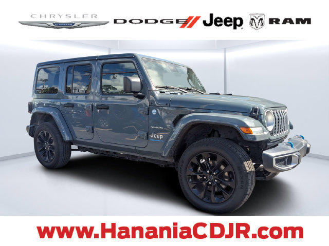 Used 2024 Jeep Wrangler Unlimited Sahara AWD/4WD image 1