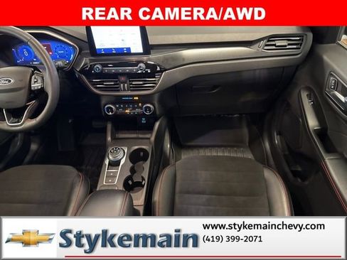 Used 2022 Ford Escape SEL w/ SEL Stealth AWD Package image 16