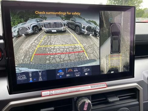 New 2026 Toyota 4Runner TRD Off-Road Premium AWD/4WD image 11