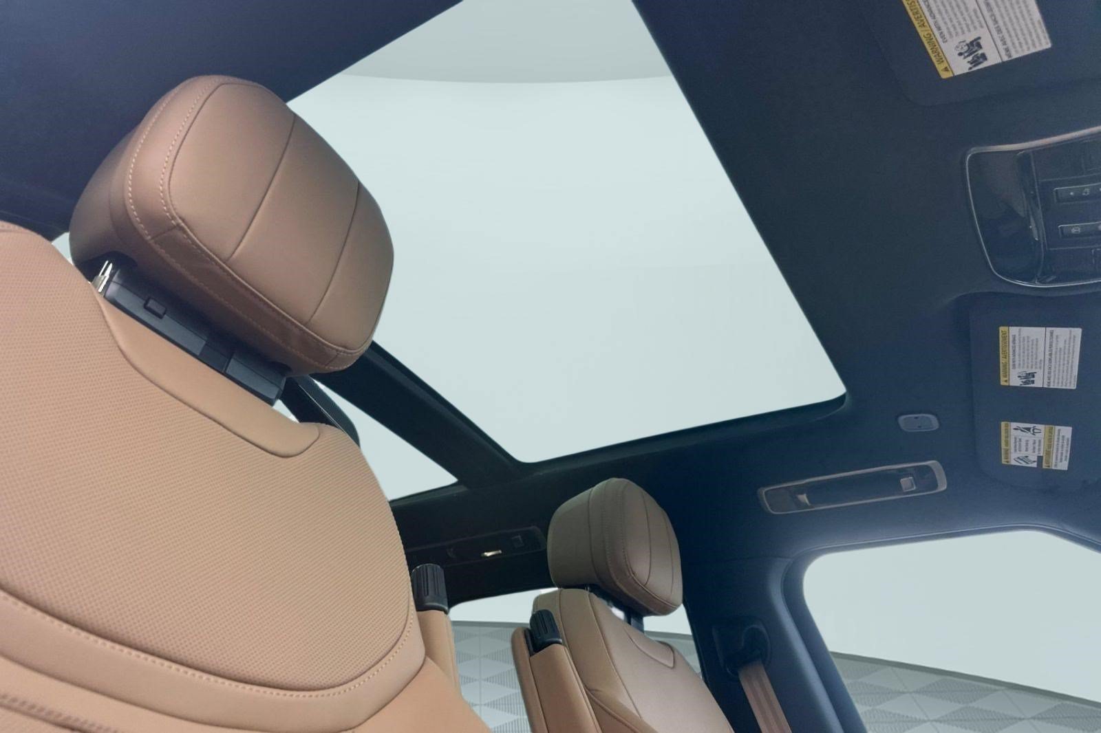 New 2026 Land Rover Range Rover Sport SE AWD/4WD image 23