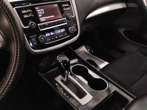 Used 2018 Nissan Altima 2.5 SV image 65