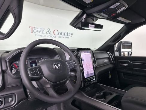 Used 2025 RAM 2500 Big Horn image 17