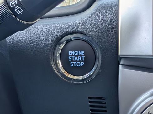 Used 2022 Toyota 4Runner SR5 Premium w/ Moonroof Package image 20