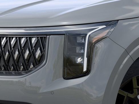 New 2027 Kia Carnival EX FWD image 10
