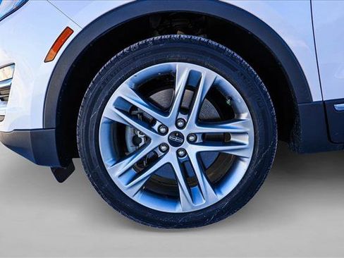 Used 2019 Lincoln MKC Reserve w/ MKC Climate Package image 9